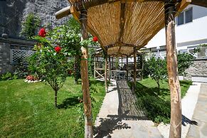 Beachfront Villa Sorrento & private sea access