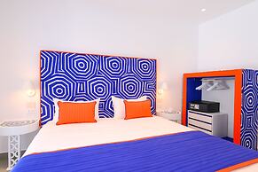 Beachfront Villa Sorrento & private sea access