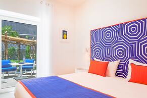 Beachfront Villa Sorrento & private sea access