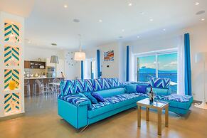 Beachfront Villa Sorrento & private sea access