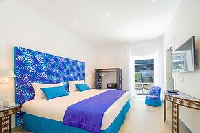 Beachfront Villa Sorrento & private sea access