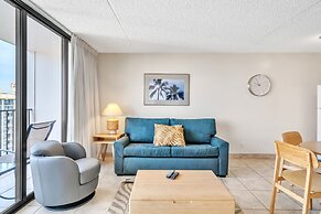 Waikiki Banyan Condo With Panoramic 37th Floor Ocean Views by Koko Res