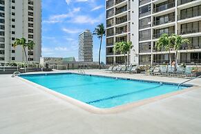 Waikiki Banyan Condo With Panoramic 37th Floor Ocean Views by Koko Res