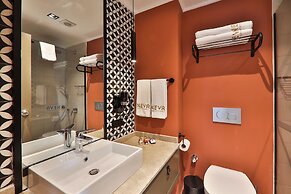 Neva Boutique Hotel