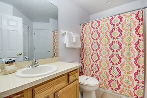 Stunning 4 Bed Home With Private Pool & Spa 249rd 4 Bedroom Villa by R