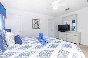 Stunning 4 Bed Home With Private Pool & Spa 249rd 4 Bedroom Villa by R