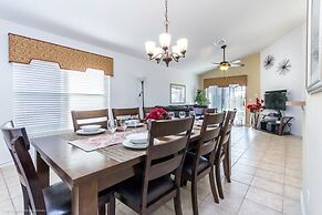 Stunning 4 Bed Home With Private Pool & Spa 249rd 4 Bedroom Villa by R