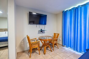 Golden Dream Studio 306 B