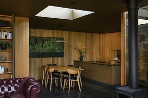 Fusilier Cottage Battery Point