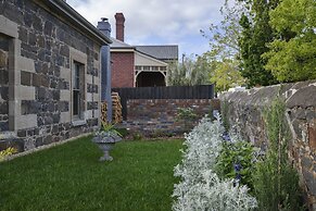 Fusilier Cottage Battery Point