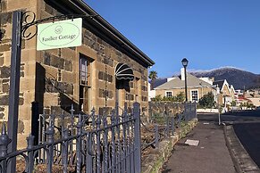 Fusilier Cottage Battery Point