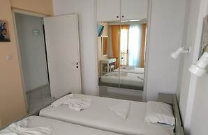 Apartment for 4 Personsn the Center