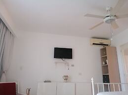 Room in Guest Room - Apartment Monocal in Boca Chica