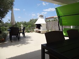 Ilsad Apartments - Apartment With Pool 80 Meters From sea - Great Loca