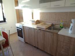 Ilsad Apartments, Apartment With Pool 80 Meters From se, Sea View From