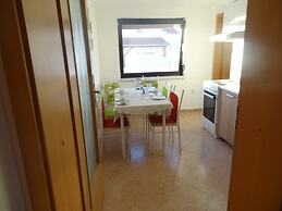 Ilsad Apartments, Apartment With Pool 80 Meters From se, Sea View From