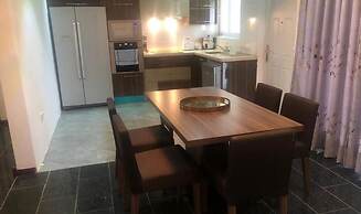 St Georgess Height-room With Balcony