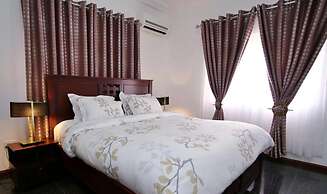 St Georgess Height-room With Balcony