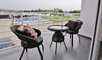 St Georgess Height-room With Balcony