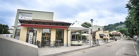 Room in Holiday House - Albavillage Residence Ideal Apartment for Fami