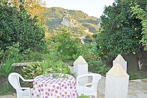 Beachfront Holiday Houses Yannis on Agios Gordios Beach