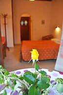 Beachfront Holiday Houses Yannis on Agios Gordios Beach