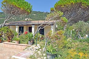 Corfu Beachfront Holiday Houses Yannis on Agios Gordios Beach