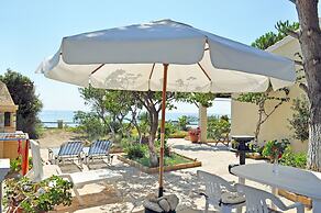Corfu Beachfront Holiday Houses Yannis on Agios Gordios Beach