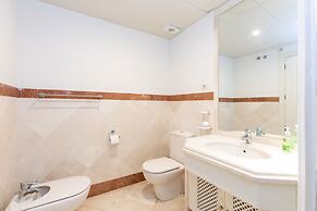 Elviria Luxury Beach Side Sleep 6