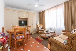 Elviria Luxury Beach Side Sleep 6