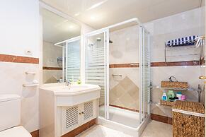 Elviria Luxury Beach Side Sleep 6