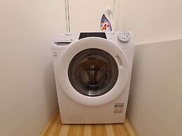 Bright And Central, 2-bedroom, Fully Equipped