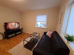 Bright And Central, 2-bedroom, Fully Equipped