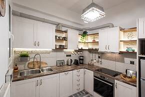 Bue Ark Loving Athens