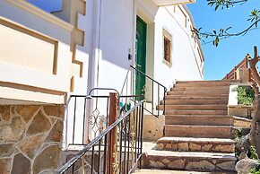 Achilleas Apartments