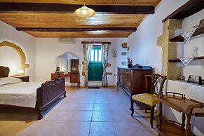 Achilleas Apartments