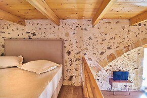 Achilleas Apartments