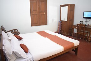 Saradharam Heritage Hotel Lakshmi Vilas