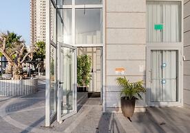 O-O Group -Luxury 3BR APT See View Tower