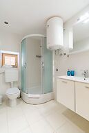 DeAmicis Studios by Irundo