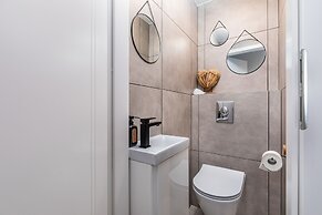 City View Apartment by Renters