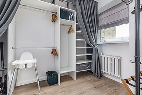 City View Apartment by Renters