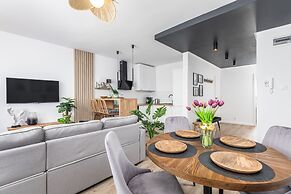 City View Apartment by Renters