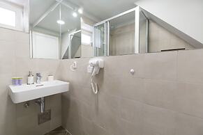 Cozy Montalbano Studios by Irundo