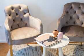 Cozy Montalbano Studios by Irundo