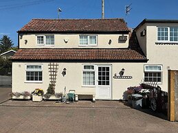 Sweetpea Cottage in Louth