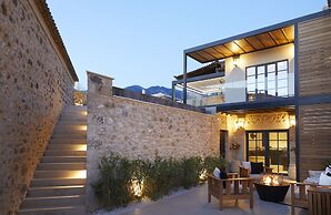 Villa with outdoor pool for 8 persons