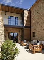 Villa with outdoor pool for 8 persons