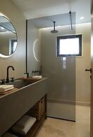 Villa with outdoor pool for 8 persons