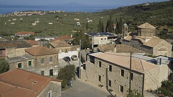 Villa with outdoor pool for 8 persons